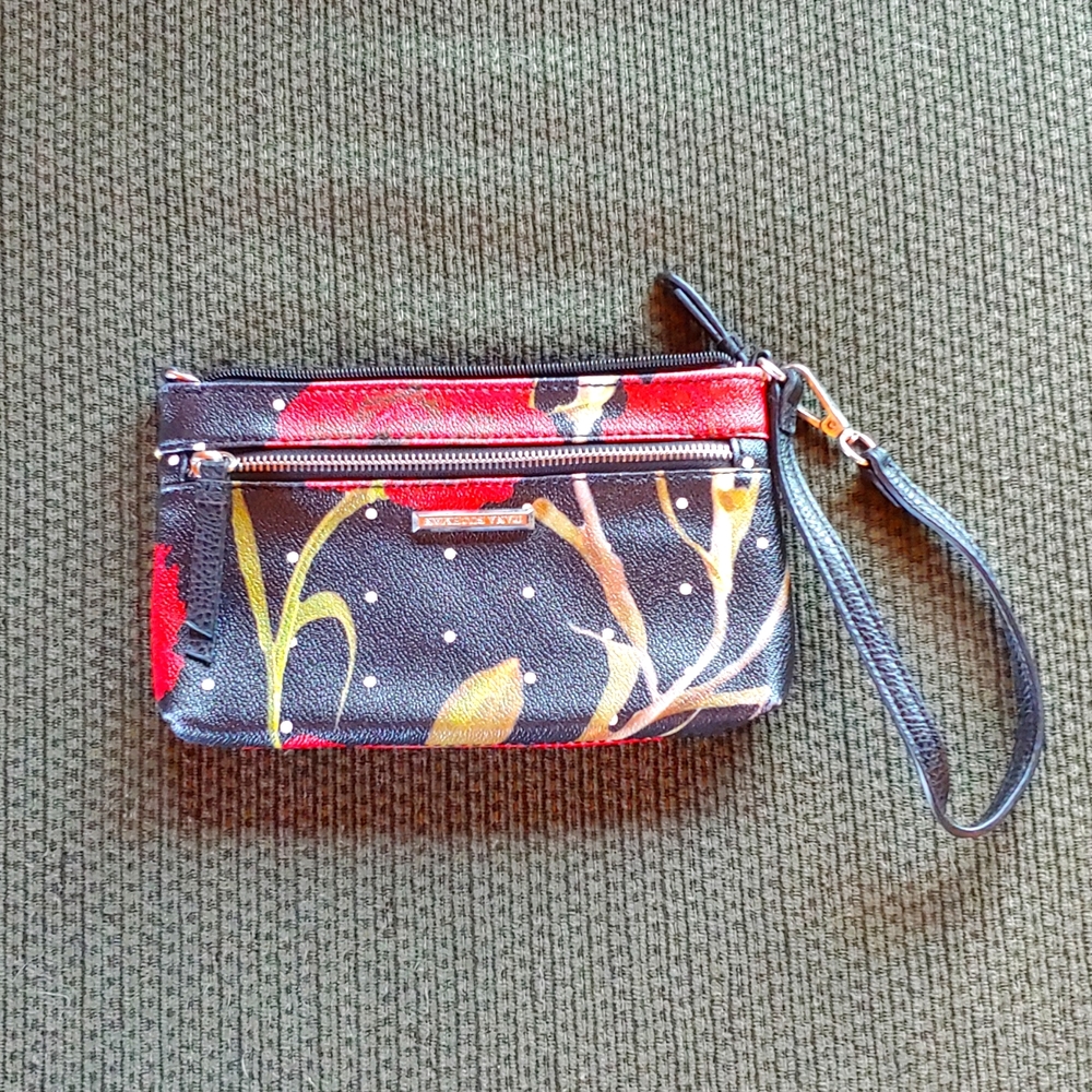 Beautiful floral wristlet / clutch